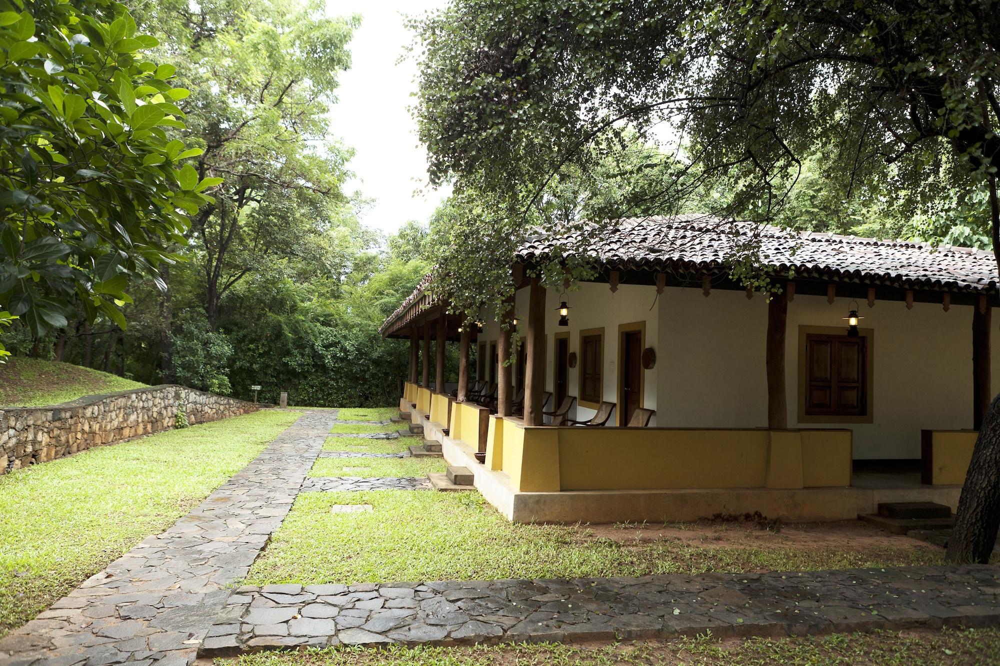 Amaya Lake Dambulla Hotel Sigiriya Exterior foto